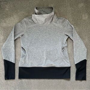 Lucy Activewear Cowl Neck Two-Tone Gray Grey  Pullover with Pockets Size Small
